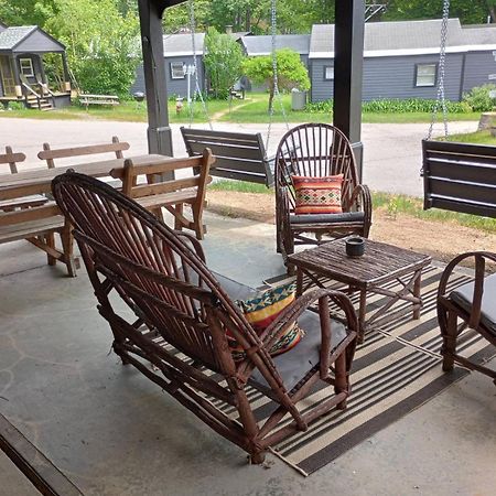 Cottage Place On Squam Lake - Suites Holderness Extérieur photo